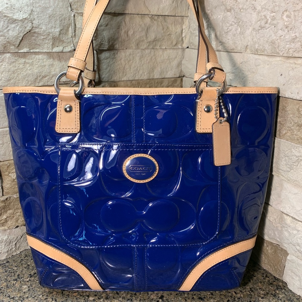 COACH F22322 Peyton Embossed Patent Leather Tote